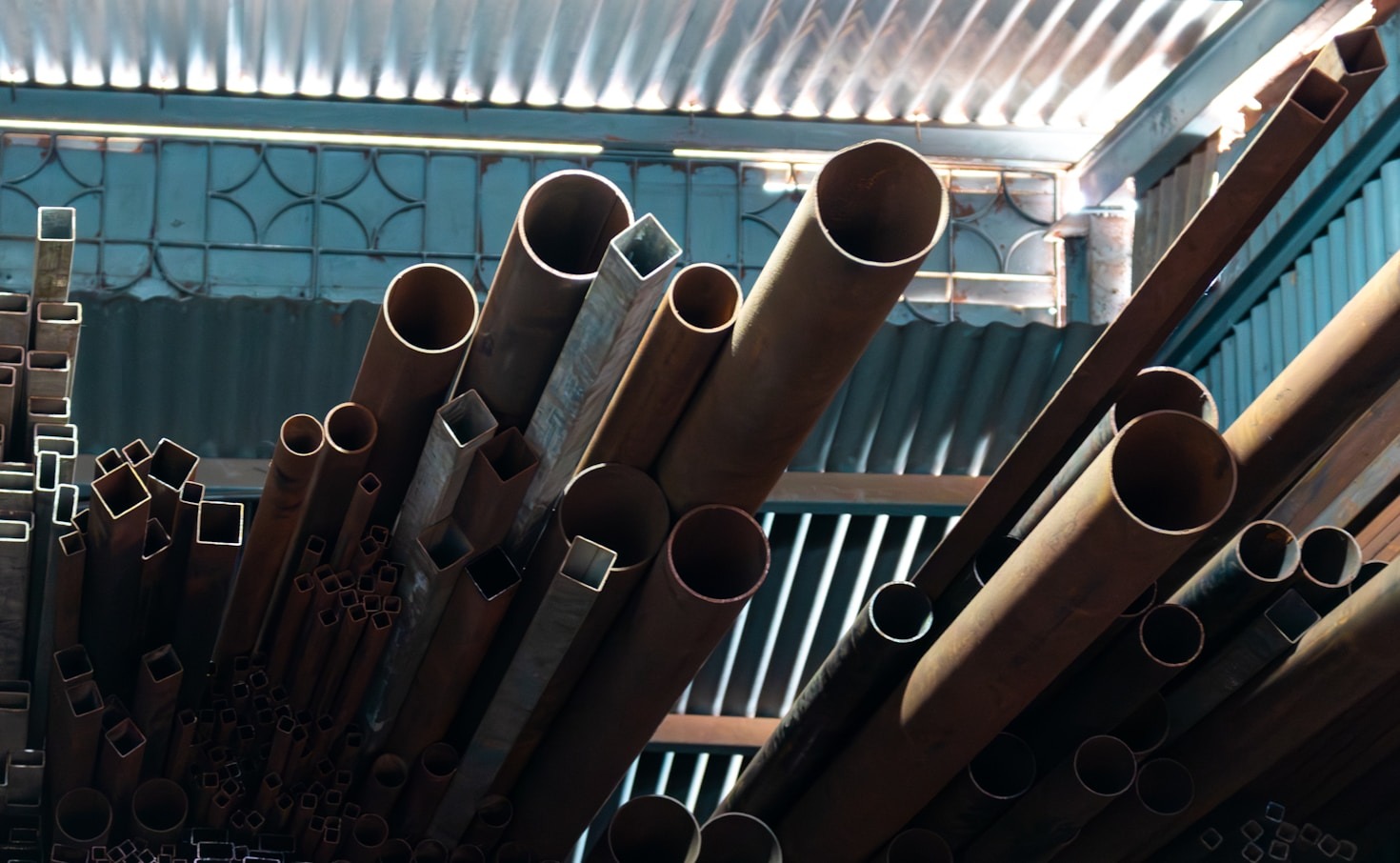 Choosing the Right Steel Pipes for Industrial Applications
